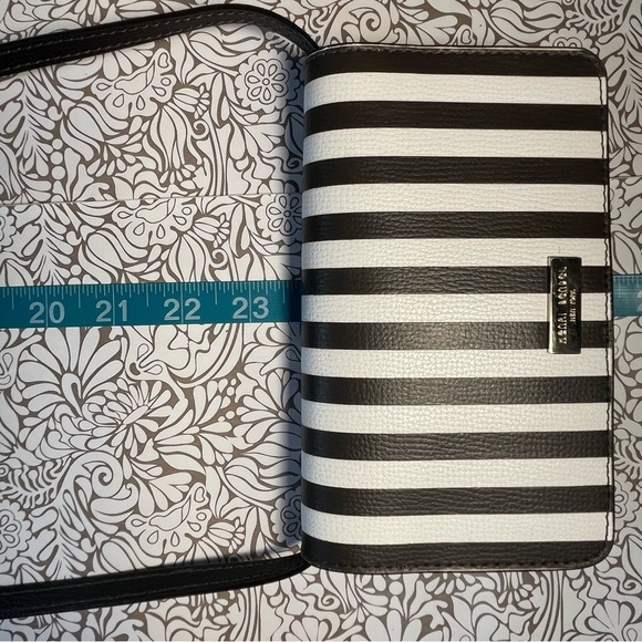 Henri Bendel Bowery Centennial Stripe Crossbody Wallet Phone Case - Picture 11 of 13